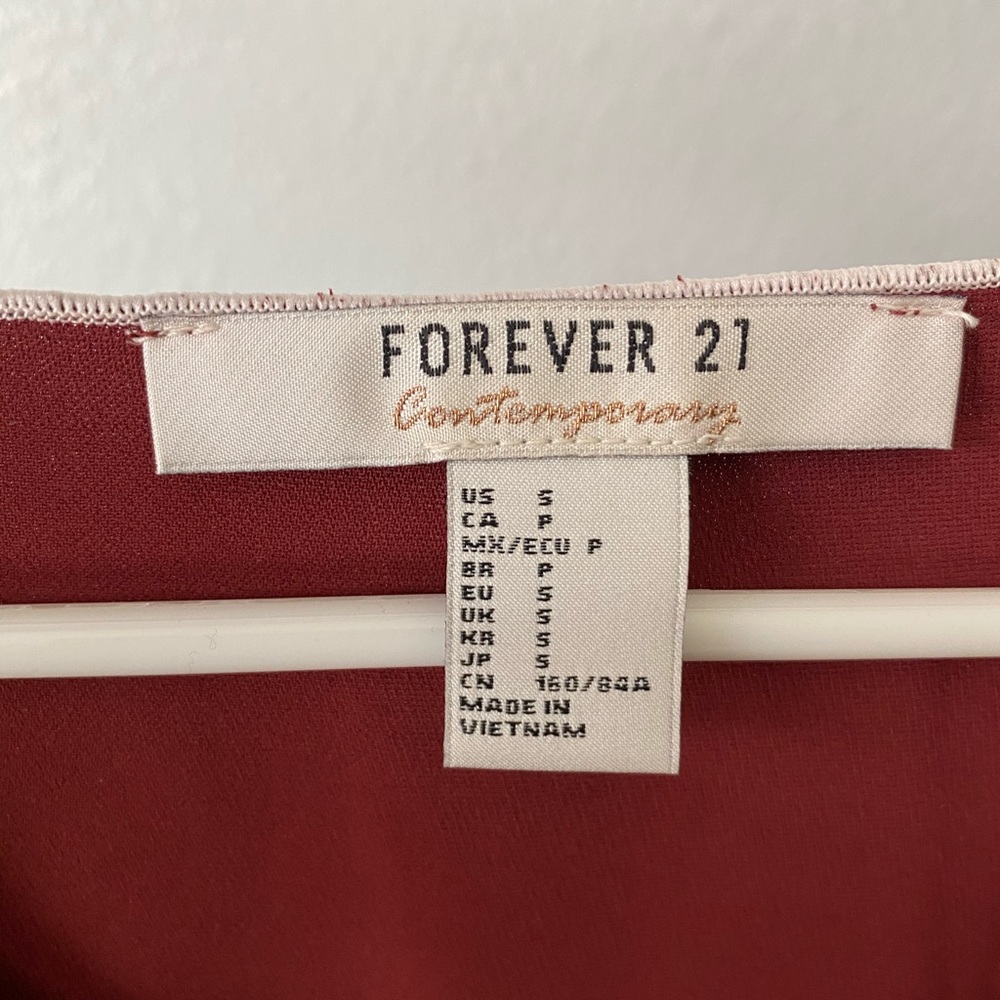 Rust red forever 21 blouse - Picture 3 of 4